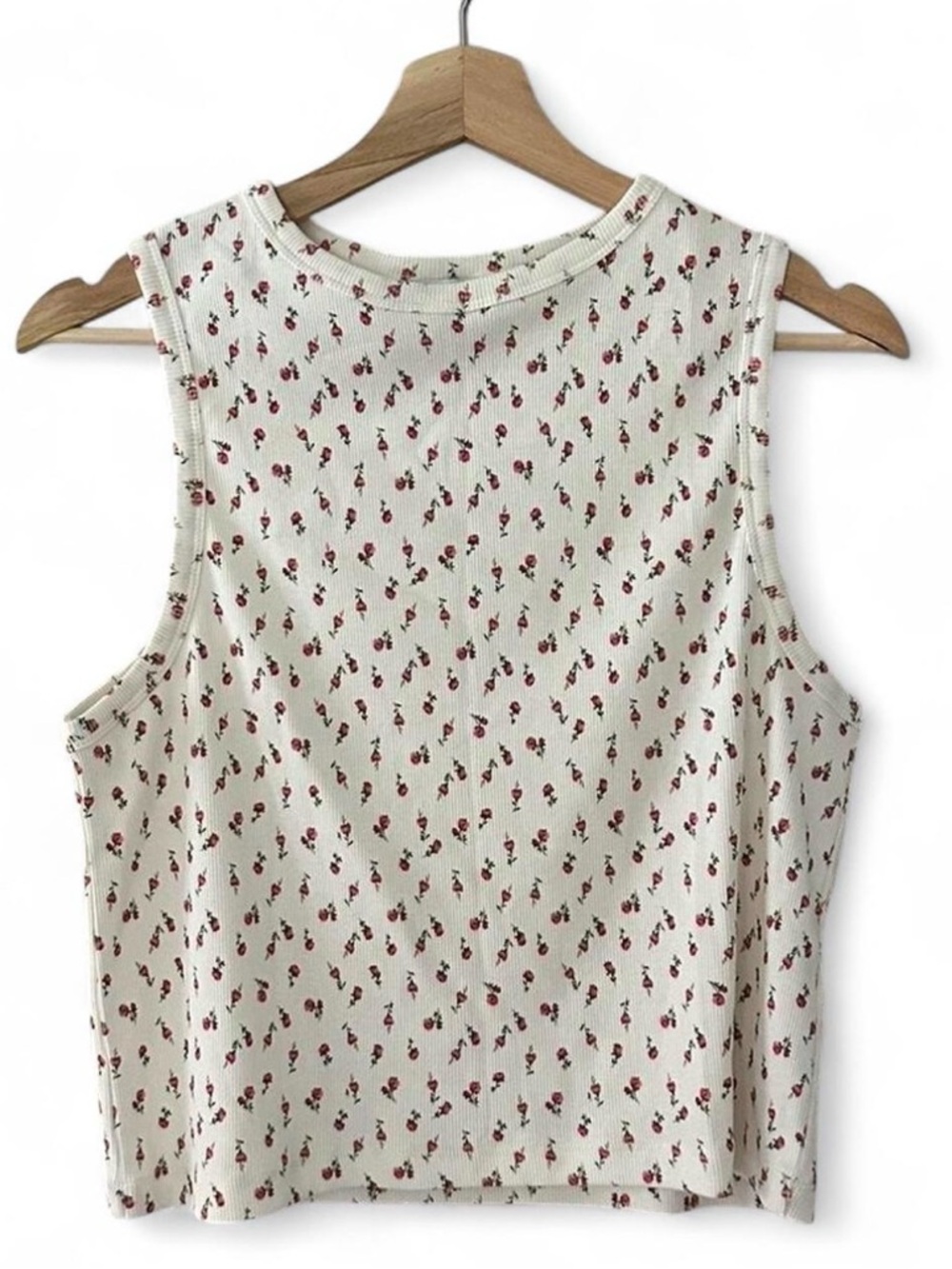NWOT Floral Ribbed Tank Top - Cream with Red Rose Print